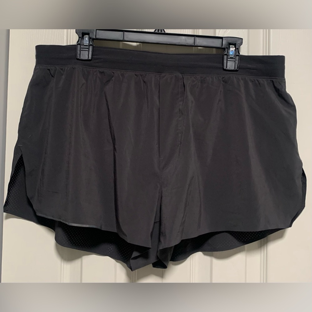 Lululemon Men’s Black Athletic Running Shorts XXL